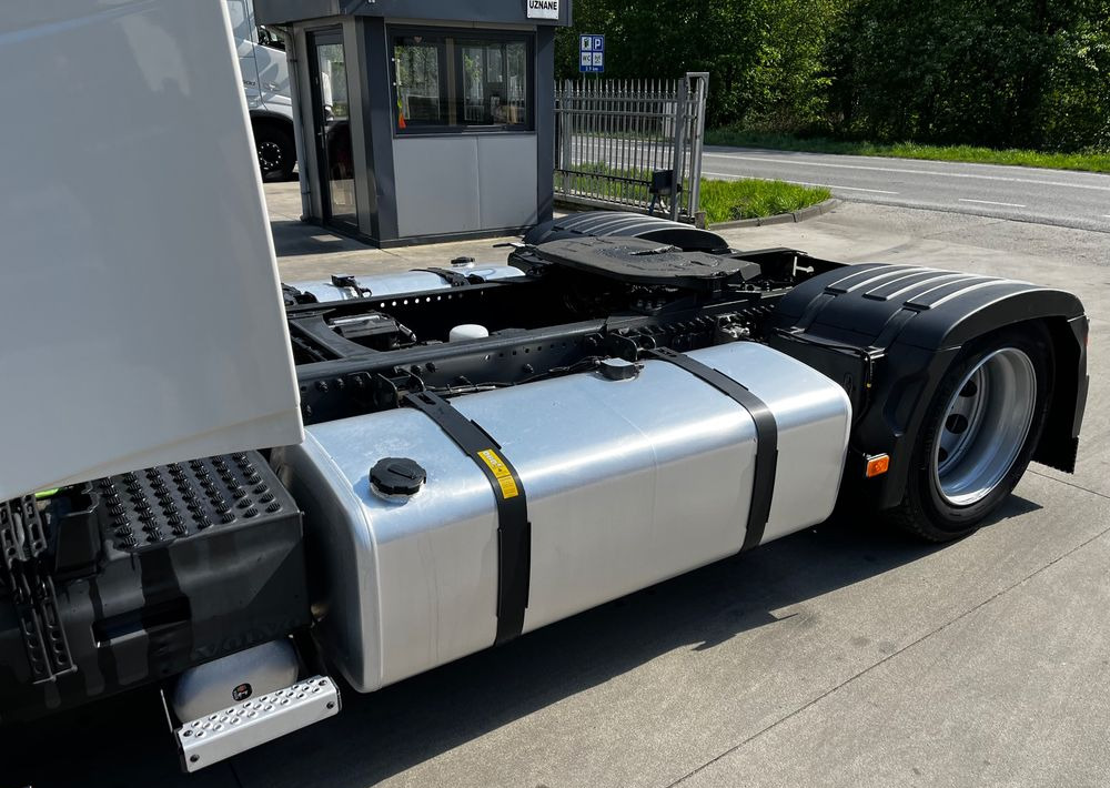 Lease a  Volvo FH500 // Mega // Zamiana na starszy // 2021 Rok // New Face // Parkclima // Joystick // Serwisowany !!! Volvo FH500 // Mega // Zamiana na starszy // 2021 Rok // New Face // Parkclima // Joystick // Serwisowany !!!: picture 16