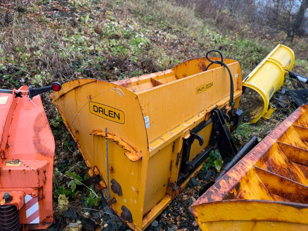 Dalen 2034 Spreder - Sand/ Salt spreader: picture 2 Dalen 2034 Spreder - Sand/ Salt spreader: picture 2