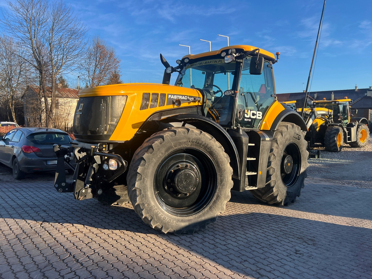 JCB Fastrac 8310 - Farm tractor: picture 1 JCB Fastrac 8310 - Farm tractor: picture 1