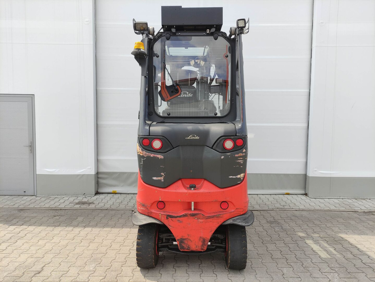 Linde E45HL-01-/600-388 - Electric forklift: picture 4 Linde E45HL-01-/600-388 - Electric forklift: picture 4