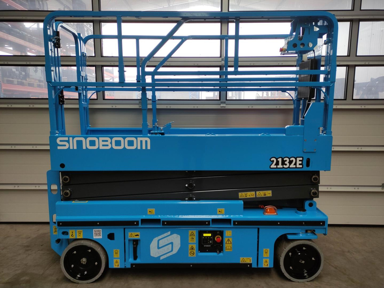 Sinoboom 2132E/GTJZ0608E - Scissor lift: picture 5 Sinoboom 2132E/GTJZ0608E - Scissor lift: picture 5
