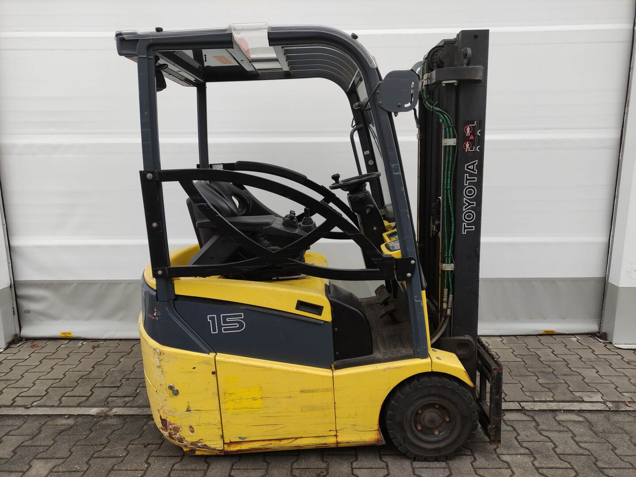 Toyota 7FBEF15 - Electric forklift: picture 2 Toyota 7FBEF15 - Electric forklift: picture 2