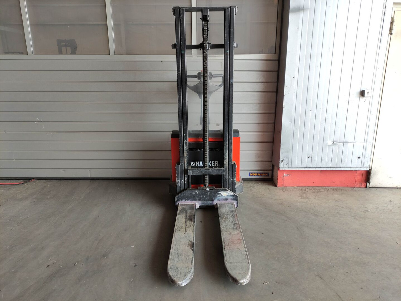 Toyota 7SM12 - Stacker: picture 3 Toyota 7SM12 - Stacker: picture 3