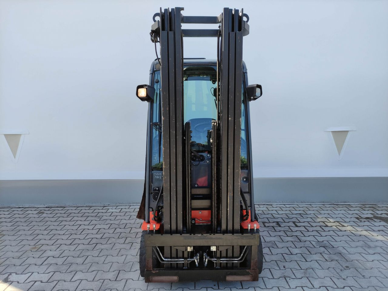 Toyota 8FBEKT16 - Electric forklift: picture 3 Toyota 8FBEKT16 - Electric forklift: picture 3