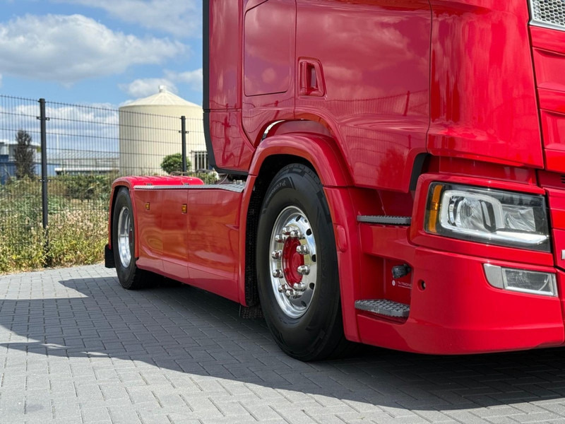 Scania R450 NGS VOLLUCHT, BANDEN VOORAS NIEUW, WEINIG KM, ALCOA, RETARDER. - Tractor unit: picture 4 Scania R450 NGS VOLLUCHT, BANDEN VOORAS NIEUW, WEINIG KM, ALCOA, RETARDER. - Tractor unit: picture 4