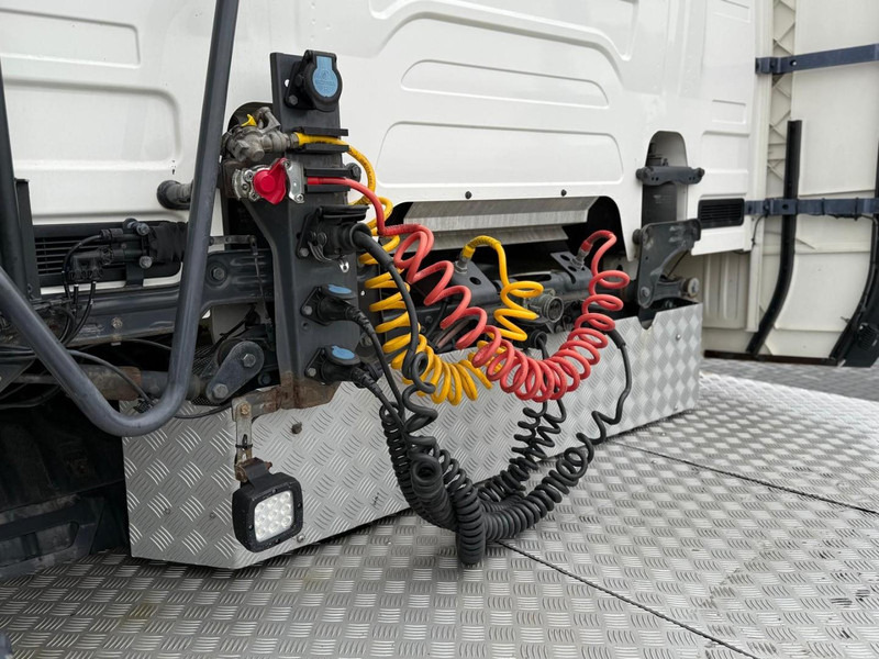 Tractor unit Scania R650 V8 EURO 6D, VOLLUCHT, 2.95 WIELBASIS, PTO VOORBEREID, RETARDER.: picture 11 Tractor unit Scania R650 V8 EURO 6D, VOLLUCHT, 2.95 WIELBASIS, PTO VOORBEREID, RETARDER.: picture 11