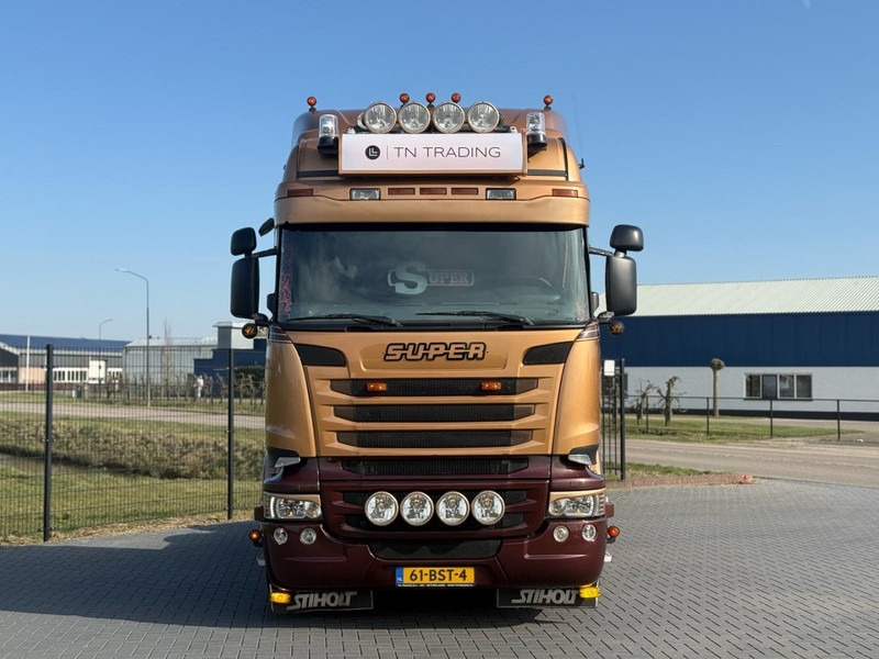 Scania R730 V8 V8, SHOWTRUCK VOLLUCHT, RETARDER, HYDRAULIEK, BOOGIE, ALU WIELEN, LEER. - Tractor unit: picture 4 Scania R730 V8 V8, SHOWTRUCK VOLLUCHT, RETARDER, HYDRAULIEK, BOOGIE, ALU WIELEN, LEER. - Tractor unit: picture 4