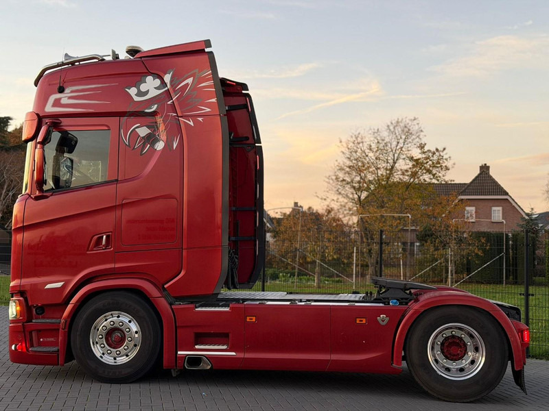 Scania S580 V8 NGS VOLLUCHT, KING OF THE ROAD, HYDRAULIEK, LEER, ALCOA. - Tractor unit: picture 5 Scania S580 V8 NGS VOLLUCHT, KING OF THE ROAD, HYDRAULIEK, LEER, ALCOA. - Tractor unit: picture 5