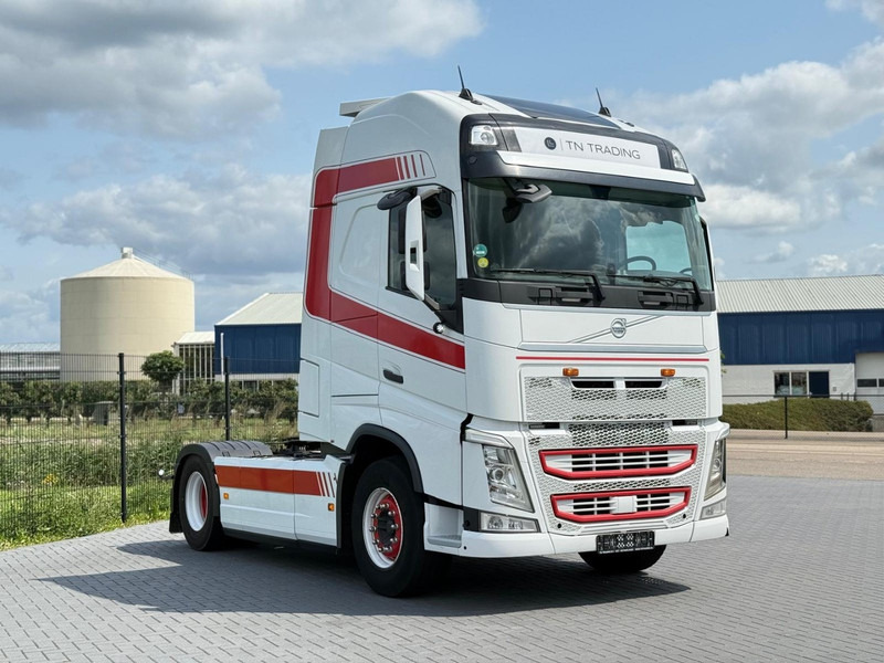 Volvo FH 13.540XL KB VIN, I-PARK COOL, STEEL/AIR, 2 TANKS, FULL SPOILER. - Tractor unit: picture 1 Volvo FH 13.540XL KB VIN, I-PARK COOL, STEEL/AIR, 2 TANKS, FULL SPOILER. - Tractor unit: picture 1