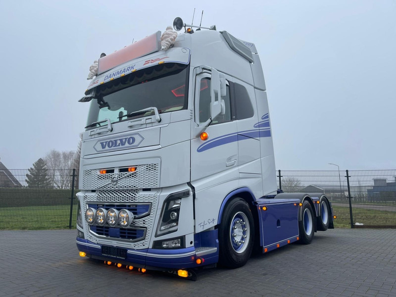 Volvo FH 16.750 SHOW TRUCK, FULL AIR, WB 3,10, SPECIAL INTERIOR, FULL! - Tractor unit: picture 3 Volvo FH 16.750 SHOW TRUCK, FULL AIR, WB 3,10, SPECIAL INTERIOR, FULL! - Tractor unit: picture 3