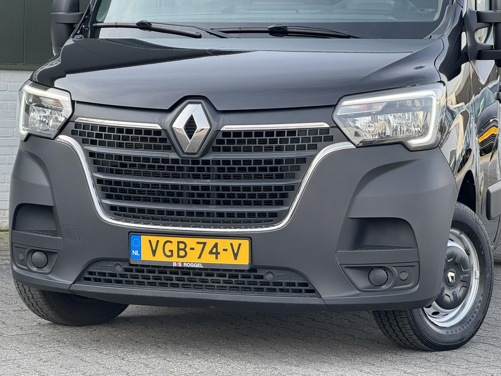 Renault Master-T35 2.3 dCi 135 L2H2 Cruise Navigatie Airco All Season banden Goed onderhouden - Panel van: picture 3 Renault Master-T35 2.3 dCi 135 L2H2 Cruise Navigatie Airco All Season banden Goed onderhouden - Panel van: picture 3