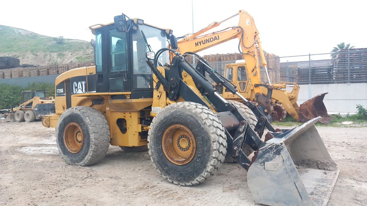 Caterpillar IT28G2 - Wheel loader: picture 3 Caterpillar IT28G2 - Wheel loader: picture 3