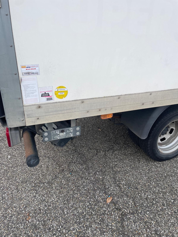 Box van IVECO Dailly 35c16: picture 7