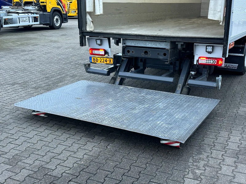 Volvo FL 12.240 Euro 6 / Laadklep / Bak Verwarming - Box truck: picture 5 Volvo FL 12.240 Euro 6 / Laadklep / Bak Verwarming - Box truck: picture 5