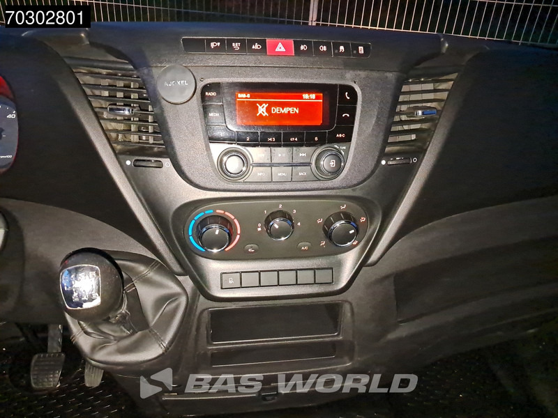 New Flatbed van Iveco Daily 35C14 Pritsche Doppelbereifung 3,5t AHK Klima Euro6 A/C Towbar Cruise control: picture 15 New Flatbed van Iveco Daily 35C14 Pritsche Doppelbereifung 3,5t AHK Klima Euro6 A/C Towbar Cruise control: picture 15