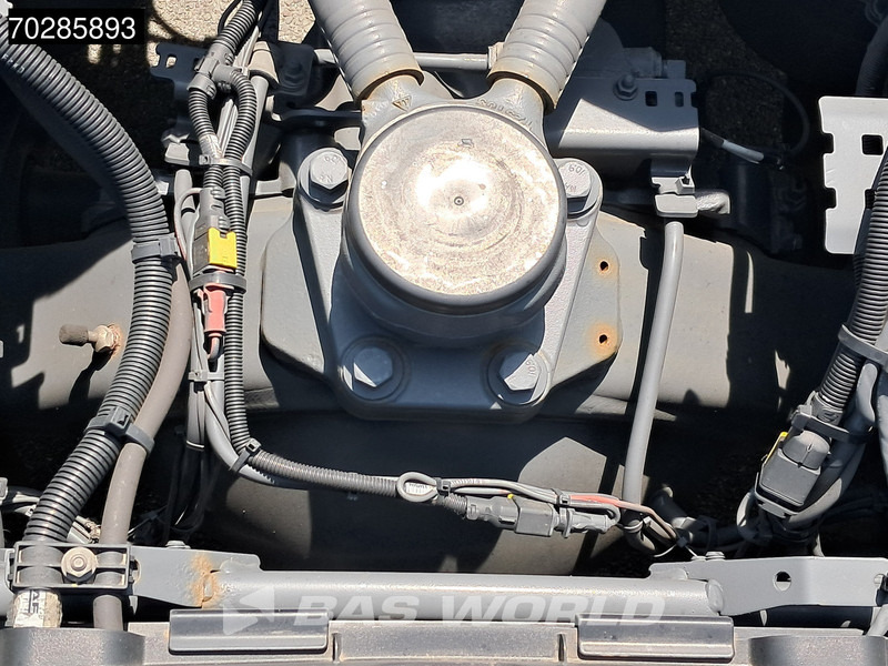 Lease a DAF XF 480 4X2 SSC Retarder 2xTanks ACC Standklima Euro 6 DAF XF 480 4X2 SSC Retarder 2xTanks ACC Standklima Euro 6: picture 17