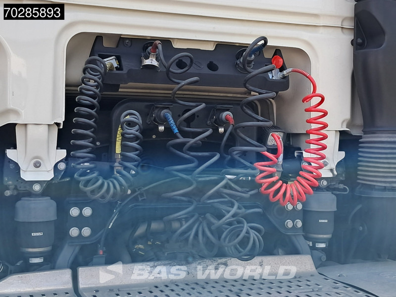 Lease a DAF XF 480 4X2 SSC Retarder 2xTanks ACC Standklima Euro 6 DAF XF 480 4X2 SSC Retarder 2xTanks ACC Standklima Euro 6: picture 13