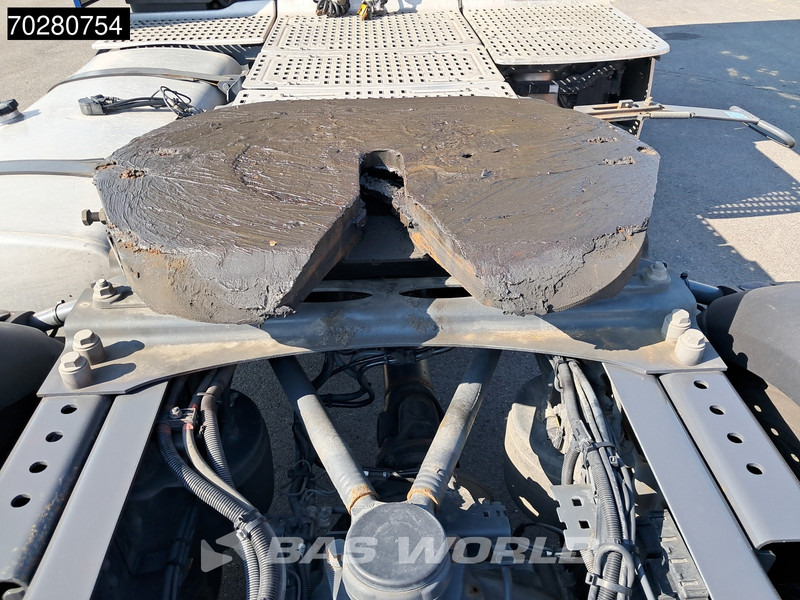 Tractor unit DAF XF 480 4X2 SSC Retarder PTO Standklima Alcoa's Navi ACC LED: picture 16 Tractor unit DAF XF 480 4X2 SSC Retarder PTO Standklima Alcoa's Navi ACC LED: picture 16