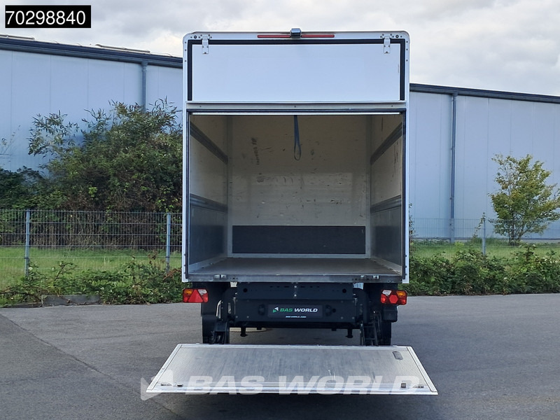 Volkswagen Crafter 140pk Ladebordwand Automatik 140PS Koffer Kamera Tempomat Klima Euro6 20m3 A/C Cruise control - Box van: picture 5 Volkswagen Crafter 140pk Ladebordwand Automatik 140PS Koffer Kamera Tempomat Klima Euro6 20m3 A/C Cruise control - Box van: picture 5