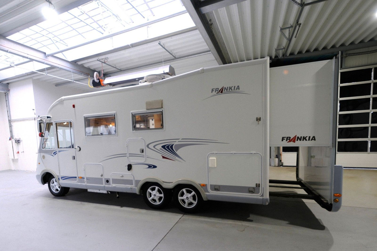 Frankia I 650 QS HolidayClass/Festbett+Hubbett/Klima/DPF - Integrated motorhome: picture 3 Frankia I 650 QS HolidayClass/Festbett+Hubbett/Klima/DPF - Integrated motorhome: picture 3