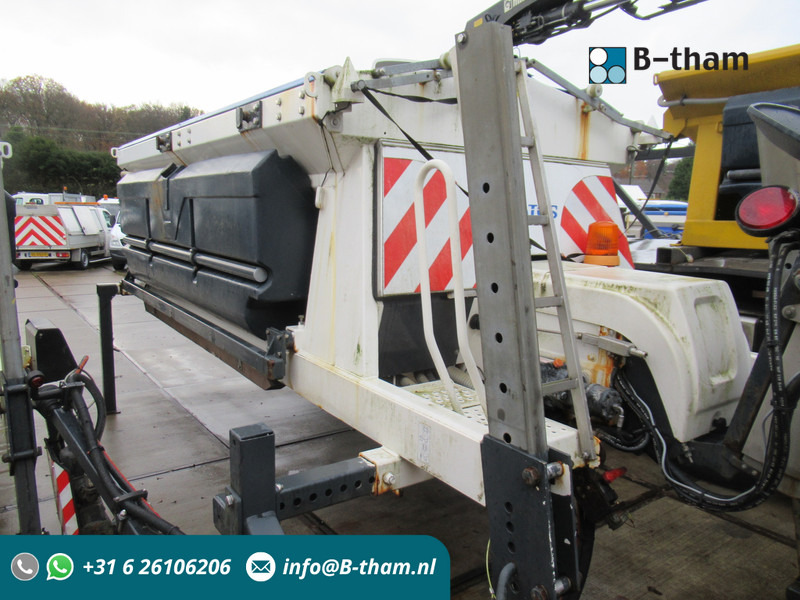 NIDO STRATOS B40-36 PALN Rotopower 4m3 + 2.200L Salzstreuer Saltspreader Zoutstrooier - Sand/ Salt spreader: picture 1 NIDO STRATOS B40-36 PALN Rotopower 4m3 + 2.200L Salzstreuer Saltspreader Zoutstrooier - Sand/ Salt spreader: picture 1