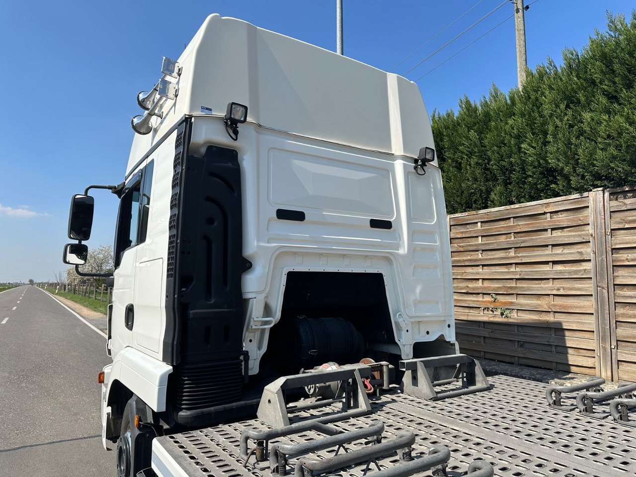 Lease a MAN 8.250 TGL*VDI2700*TOP*4-er Zug BFT Anhänger MAN 8.250 TGL*4x L1H1*XLX Kabine*VDI2700*TOP* MAN 8.250 TGL*VDI2700*TOP*4-er Zug BFT Anhänger MAN 8.250 TGL*4x L1H1*XLX Kabine*VDI2700*TOP*: picture 7 Lease a MAN 8.250 TGL*VDI2700*TOP*4-er Zug BFT Anhänger MAN 8.250 TGL*4x L1H1*XLX Kabine*VDI2700*TOP* MAN 8.250 TGL*VDI2700*TOP*4-er Zug BFT Anhänger MAN 8.250 TGL*4x L1H1*XLX Kabine*VDI2700*TOP*: picture 7