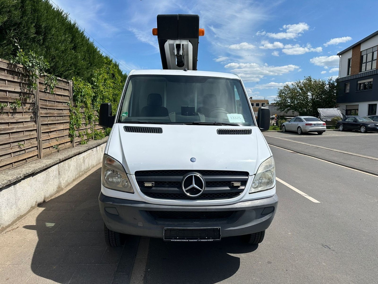Mercedes-Benz Sprinter 515 CDI 4X4 13,2m Versailift ET-38-LFHD - Truck mounted aerial platform: picture 5 Mercedes-Benz Sprinter 515 CDI 4X4 13,2m Versailift ET-38-LFHD - Truck mounted aerial platform: picture 5
