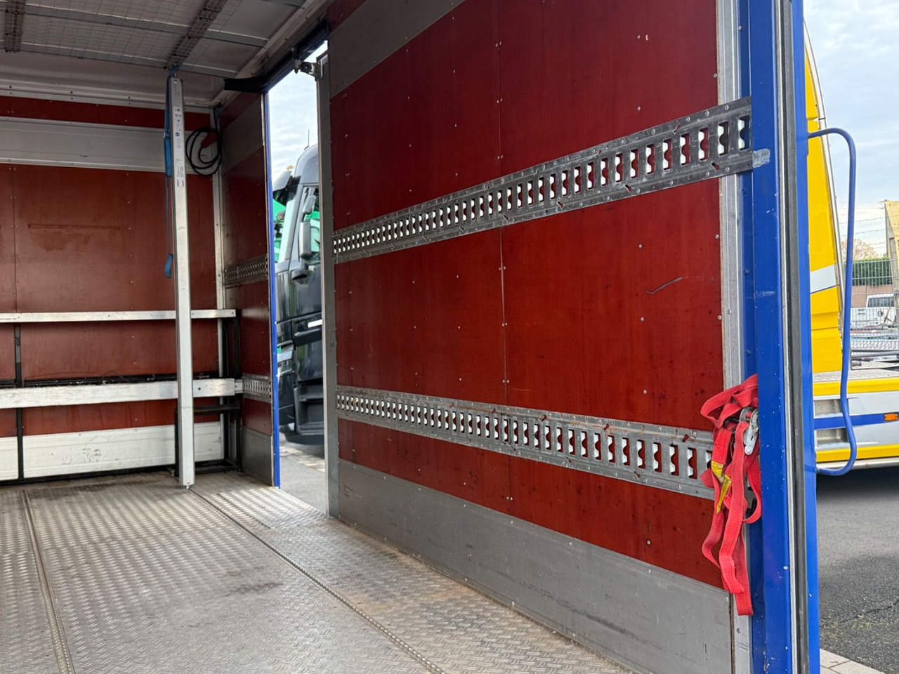 Box van Mercedes-Benz Sprinter II 513 cdi Koffer, Lbw, Ahk, Winde: picture 8