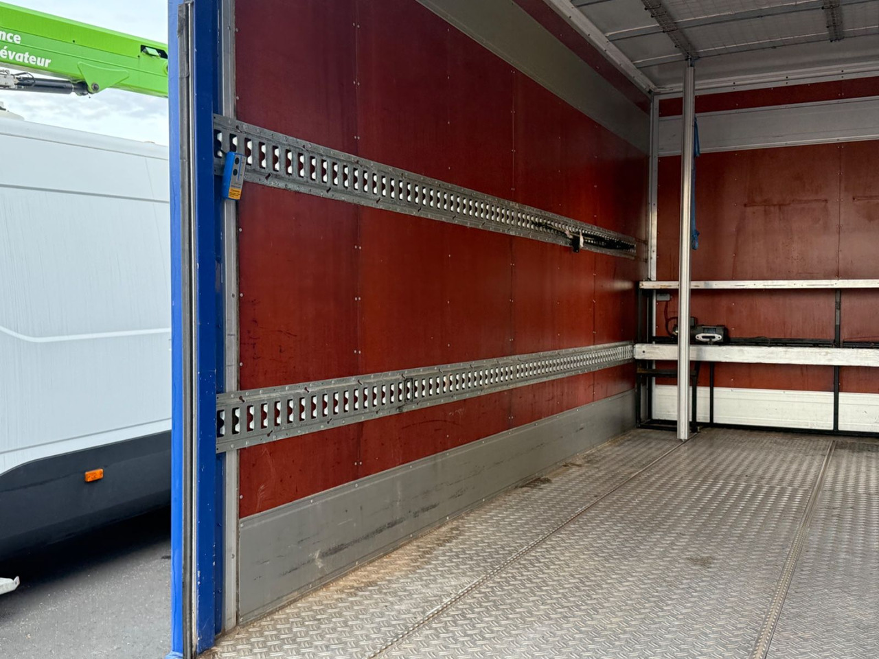 Box van Mercedes-Benz Sprinter II 513 cdi Koffer, Lbw, Ahk, Winde: picture 9