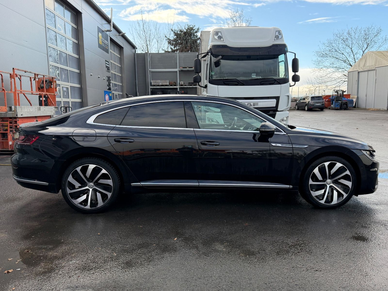 Volkswagen Arteon R-Line 4Motion Head-Up, Dynaudio, Ahk - Sedan: picture 4 Volkswagen Arteon R-Line 4Motion Head-Up, Dynaudio, Ahk - Sedan: picture 4