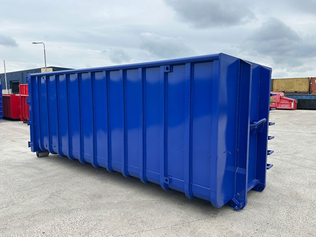 New Roll-off container Sidalco 30 m3 6 meter 2,2 hoog: picture 1