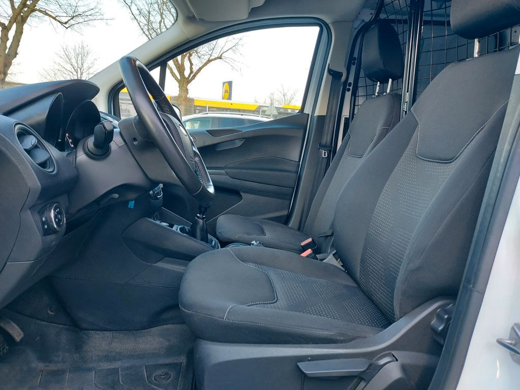 Lease a Ford Transit Courier Trend Klima Hundefänger  Ford Transit Courier Trend Klima Hundefänger: picture 10