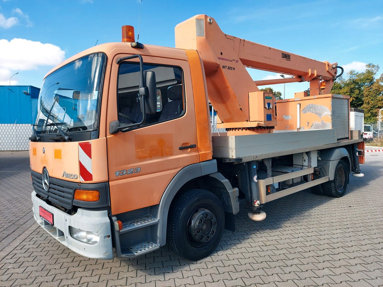 Mercedes-Benz ATEGO 1323 HUBSTEIGER WUMAG WT220H - Truck mounted aerial platform: picture 1 Mercedes-Benz ATEGO 1323 HUBSTEIGER WUMAG WT220H - Truck mounted aerial platform: picture 1