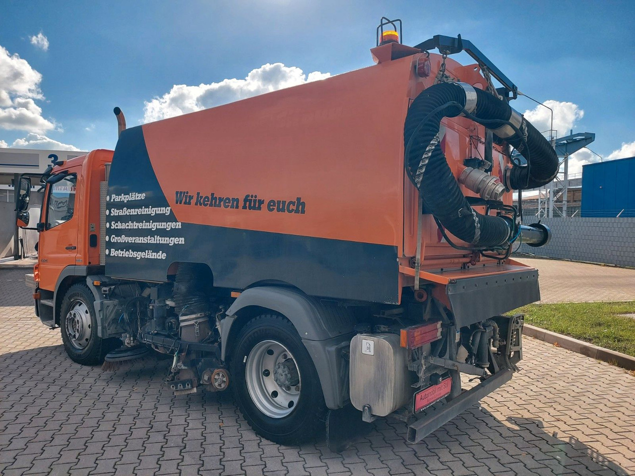Mercedes-Benz Atego 2 6-Zyl. 4x2 1324 Schmidt SK 600 Klima - Road sweeper: picture 5 Mercedes-Benz Atego 2 6-Zyl. 4x2 1324 Schmidt SK 600 Klima - Road sweeper: picture 5