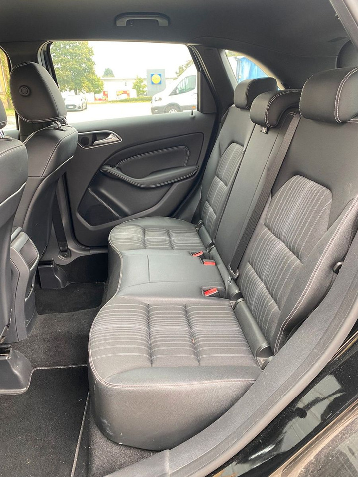 Sedan Mercedes-Benz B 180 B -Klasse B 180 Autom. Xenon Navi: picture 21