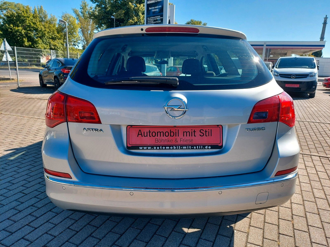 Opel Astra J Sports Tourer Navi Klima Sitzheizung - Station wagon: picture 5 Opel Astra J Sports Tourer Navi Klima Sitzheizung - Station wagon: picture 5
