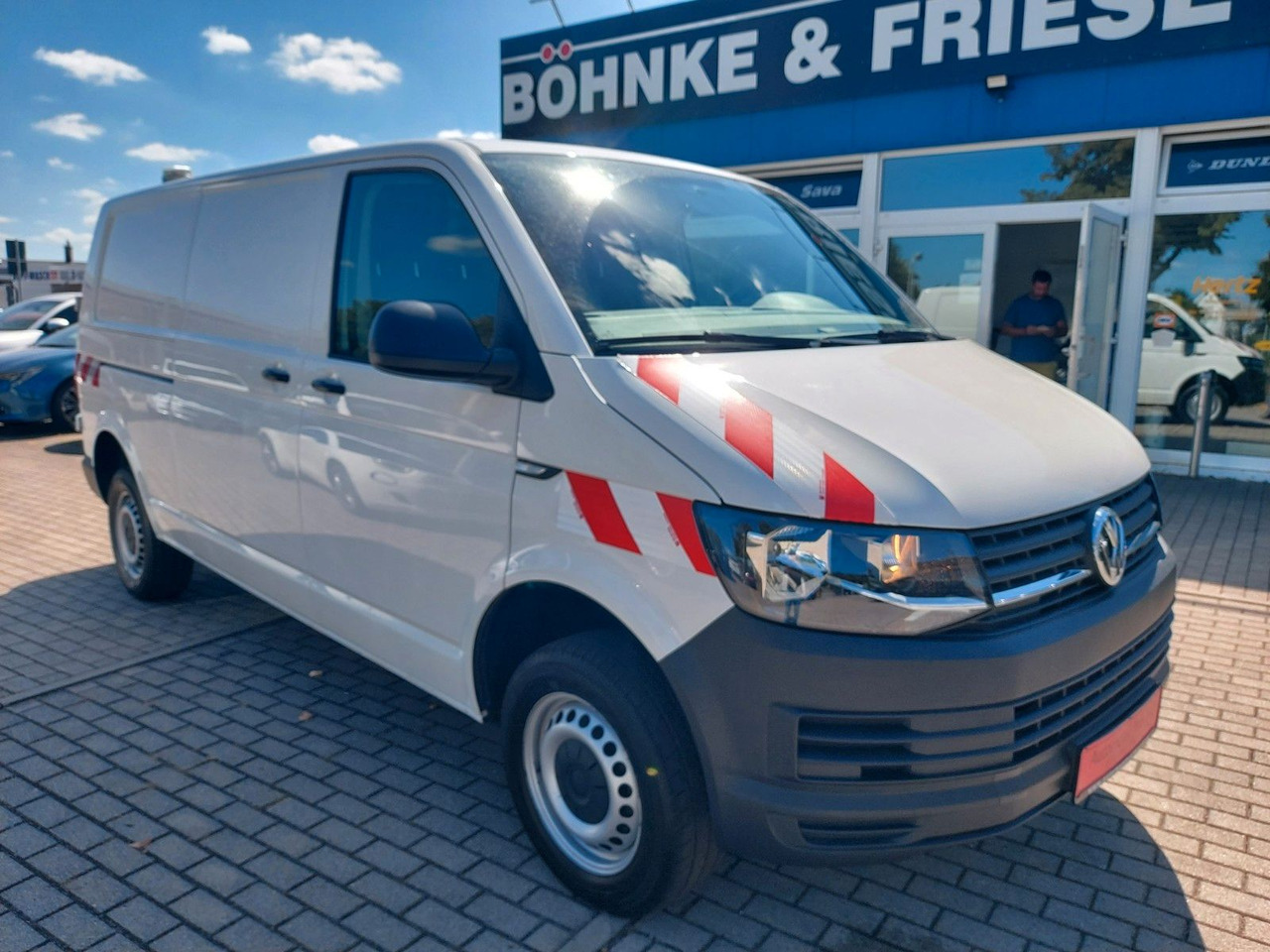 Volkswagen T6 Transporter Kasten-Kombi Lang 4 Motion Klima - Passenger van: picture 2 Volkswagen T6 Transporter Kasten-Kombi Lang 4 Motion Klima - Passenger van: picture 2