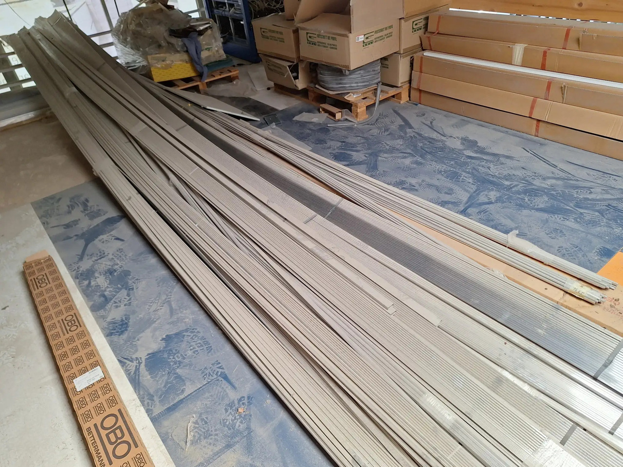 1 Posten PVC-Profile - Construction equipment: picture 1 1 Posten PVC-Profile - Construction equipment: picture 1