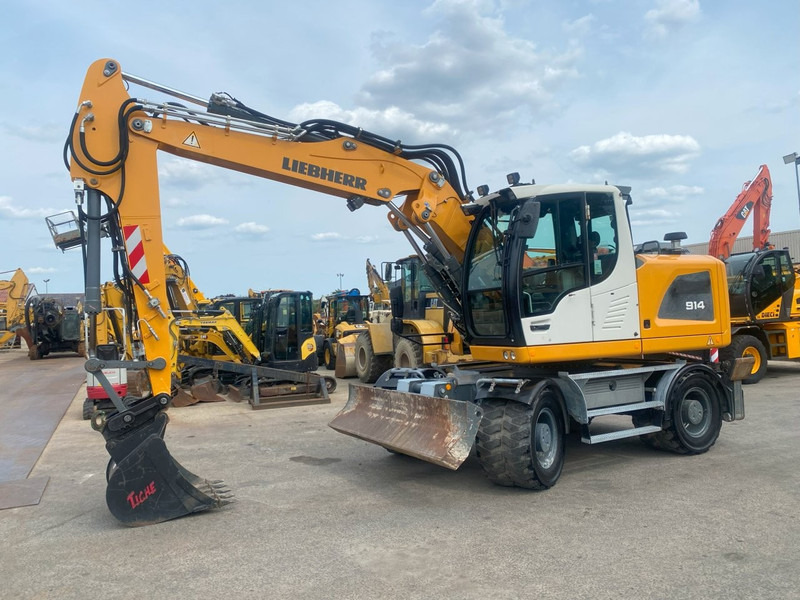 Liebherr A914 NVT - Excavator: picture 2 Liebherr A914 NVT - Excavator: picture 2