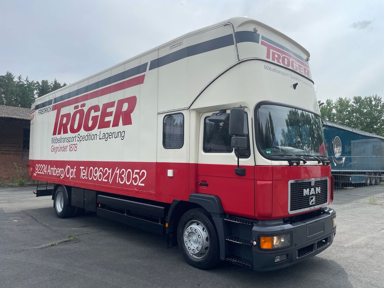 MAN 18.264 M40 Wohnmobil/4xBett/AC/Standheizung/EU2 - Box truck: picture 1 MAN 18.264 M40 Wohnmobil/4xBett/AC/Standheizung/EU2 - Box truck: picture 1