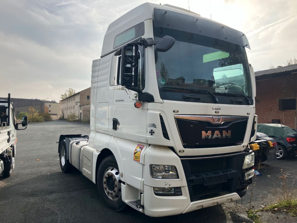 Tractor unit MAN TGX 18.440 4x2/BrokenEngine/Intarder/XXL/StandAC: picture 1