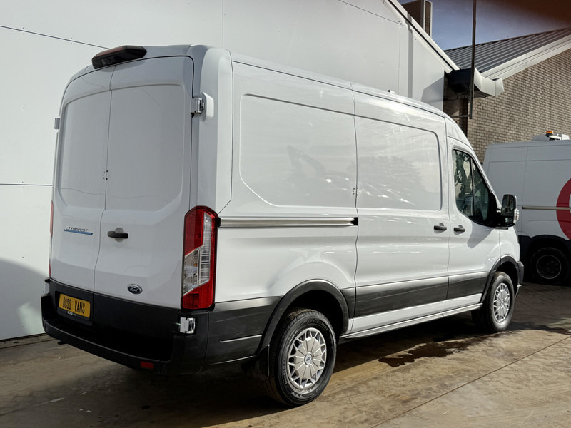Ford E-Transit 390 75kWh 184PK 390 Elektrisch 75kWh 334km WLTP BEV Snelladen L2H2 Climate Control Tacho Carplay Camera Stoelverwarming Parkeersensoren voor achter Laadkabel - Panel van, Electric van: picture 3 Ford E-Transit 390 75kWh 184PK 390 Elektrisch 75kWh 334km WLTP BEV Snelladen L2H2 Climate Control Tacho Carplay Camera Stoelverwarming Parkeersensoren voor achter Laadkabel - Panel van, Electric van: picture 3
