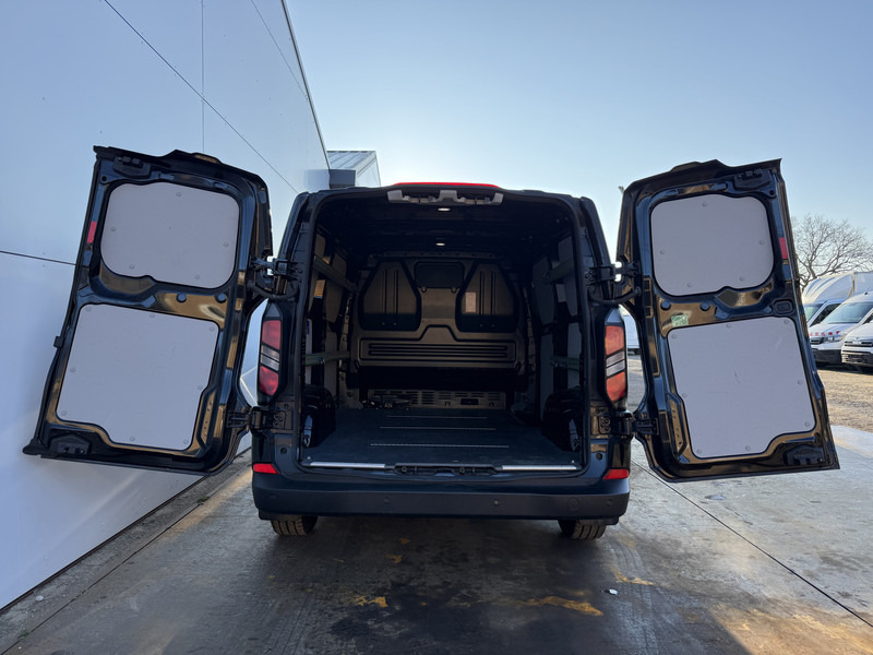 Small van Ford Transit Custom 320 2.0 TDCI 136PK **4 Jaar Fabrieksgarantie** L1H1 LED Climate Control Adaptieve Cruise Control Carplay Camera Stoelverwarming: picture 11 Small van Ford Transit Custom 320 2.0 TDCI 136PK **4 Jaar Fabrieksgarantie** L1H1 LED Climate Control Adaptieve Cruise Control Carplay Camera Stoelverwarming: picture 11