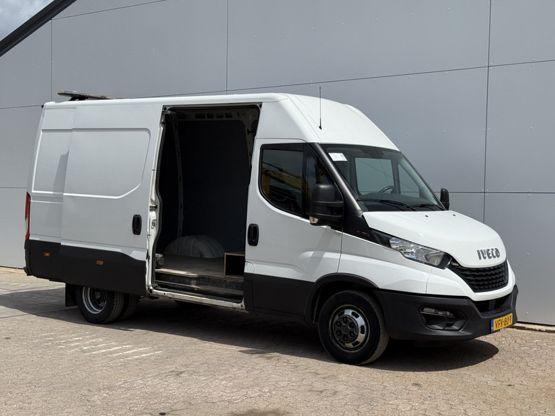Iveco Daily 35C18 3.0 L2H2 Airco Cruise Control 3,5 Tons Trekhaak 5-26 APK Lucht geveerde stoel - Small van: picture 5 Iveco Daily 35C18 3.0 L2H2 Airco Cruise Control 3,5 Tons Trekhaak 5-26 APK Lucht geveerde stoel - Small van: picture 5