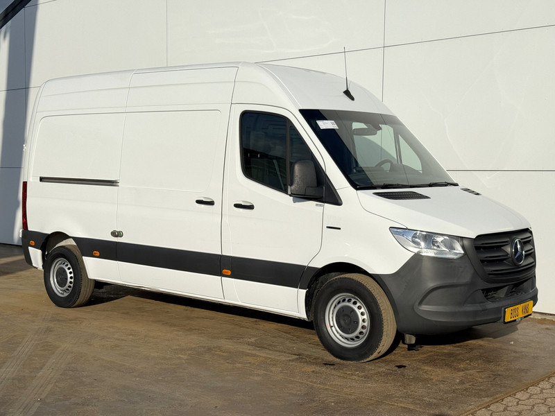 Mercedes-Benz eSprinter 312 55kWh ALL-IN PRIJS L2H2 55kWh 168km WLTP 80kw Snelladen Climate Control Camera Stoelverwarming - Panel van, Electric van: picture 4 Mercedes-Benz eSprinter 312 55kWh ALL-IN PRIJS L2H2 55kWh 168km WLTP 80kw Snelladen Climate Control Camera Stoelverwarming - Panel van, Electric van: picture 4