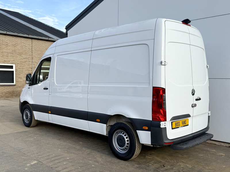 Mercedes-Benz eSprinter 312 L2H2 100% Elektrisch 55kWh 168km WLTP 80kw Snelladen Climate Control Camera Stoelverwarming - Panel van, Electric van: picture 2 Mercedes-Benz eSprinter 312 L2H2 100% Elektrisch 55kWh 168km WLTP 80kw Snelladen Climate Control Camera Stoelverwarming - Panel van, Electric van: picture 2