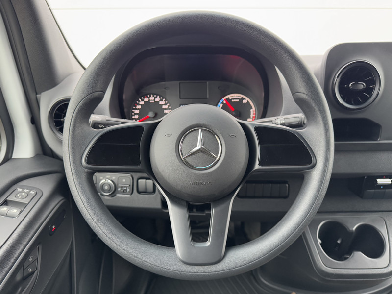 Lease a Mercedes-Benz eSprinter 312 L2H2 55kWh AIRCO  168km Actieradius Binnen 30 Minuten VOL Snellader Mercedes-Benz eSprinter 312 L2H2 55kWh AIRCO  168km Actieradius Binnen 30 Minuten VOL Snellader: picture 17