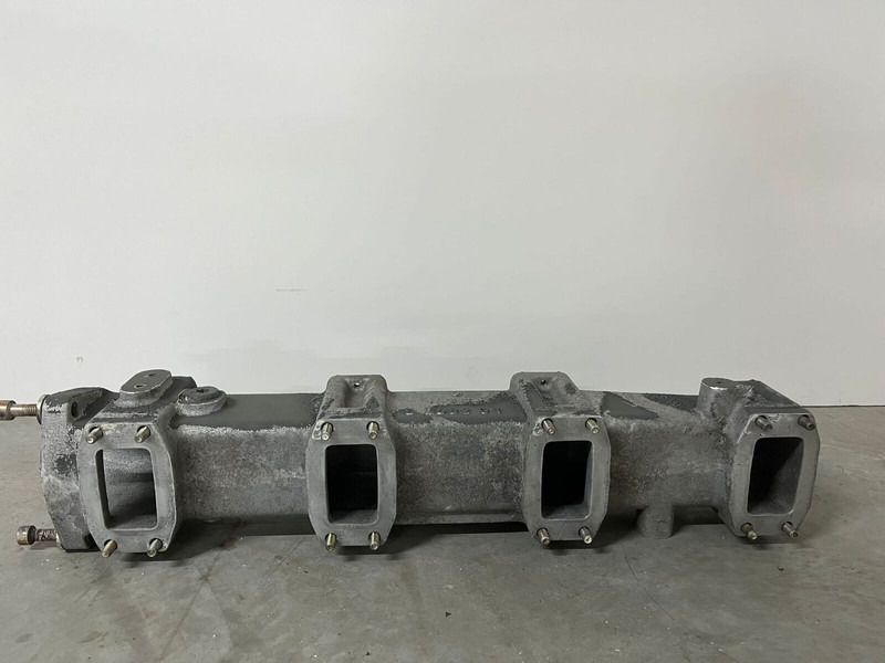 Liebherr A974 / P974 / R942 / R944 - Engine and parts: picture 4 Liebherr A974 / P974 / R942 / R944 - Engine and parts: picture 4