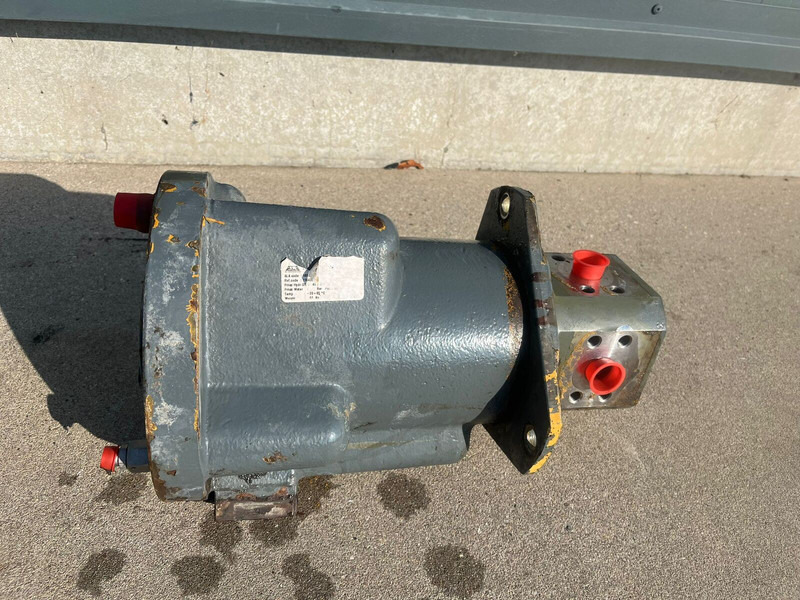 Liebherr Rotary Feed Through / Hydraulische doorvoer - Hydraulics: picture 1 Liebherr Rotary Feed Through / Hydraulische doorvoer - Hydraulics: picture 1