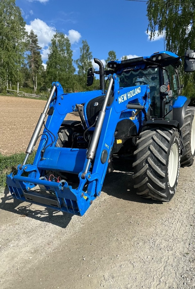 New Holland T6.180 DC - Farm tractor: picture 1 New Holland T6.180 DC - Farm tractor: picture 1